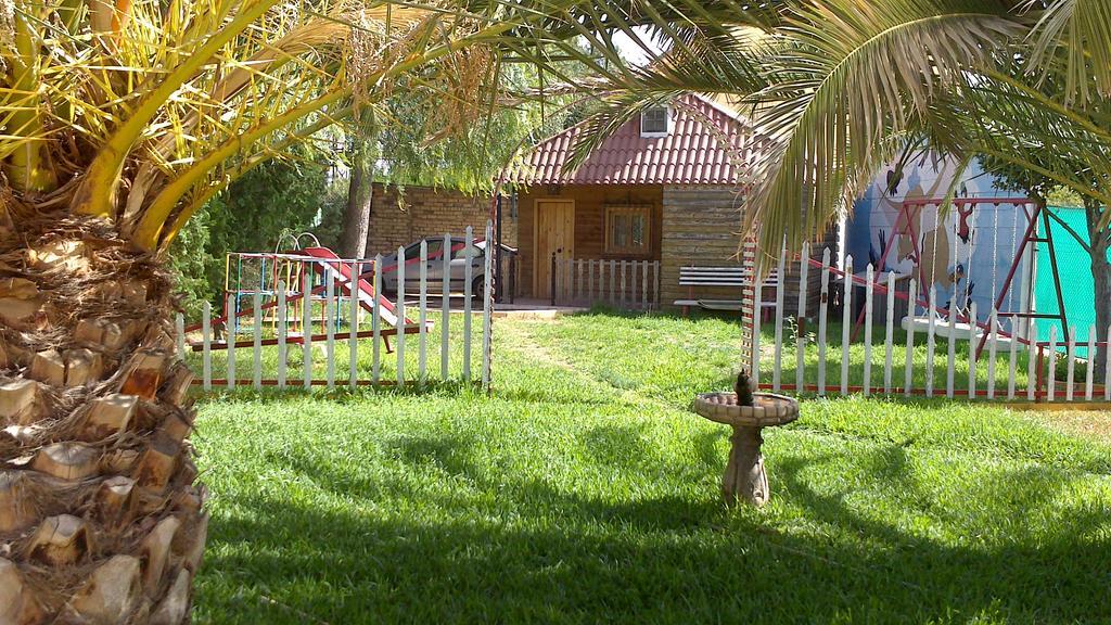 Bungalow Perotonar Ideal Para Familia Con Ninos La Puebla de Cazalla Esterno foto