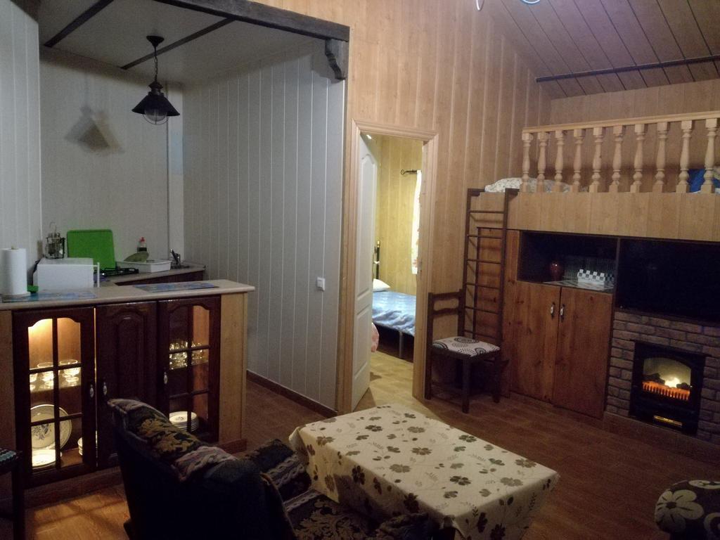 Bungalow Perotonar Ideal Para Familia Con Ninos La Puebla de Cazalla Esterno foto
